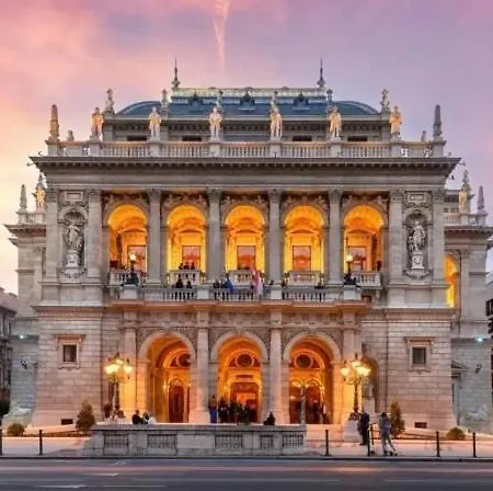 Appartement Oasis - Modern Charm, Timeless Comfort Budapest