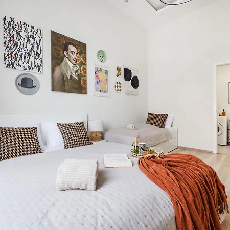 아파트 Oasis - Modern Charm, Timeless Comfort